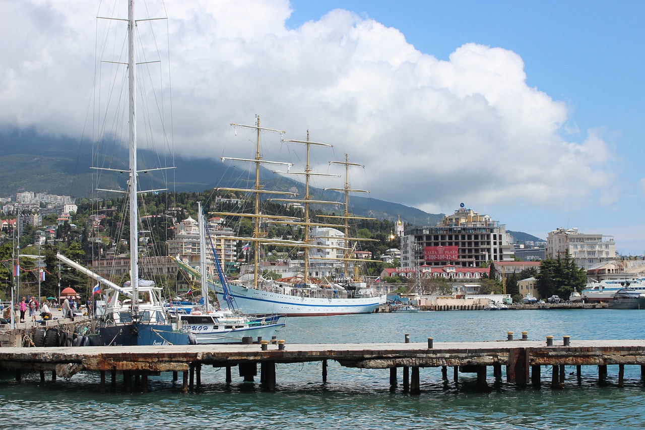 Yalta Crimea Russia Sea Summer  - vikol009 / Pixabay